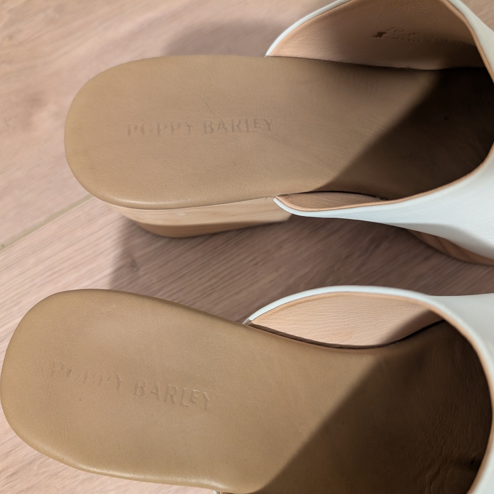 Poppy Barley limited edition The West Coast Clog in White - Picture 3 of 4